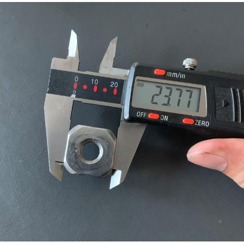 4109不锈钢非标四方YKZ螺母277x2.77内8..8厚7.79