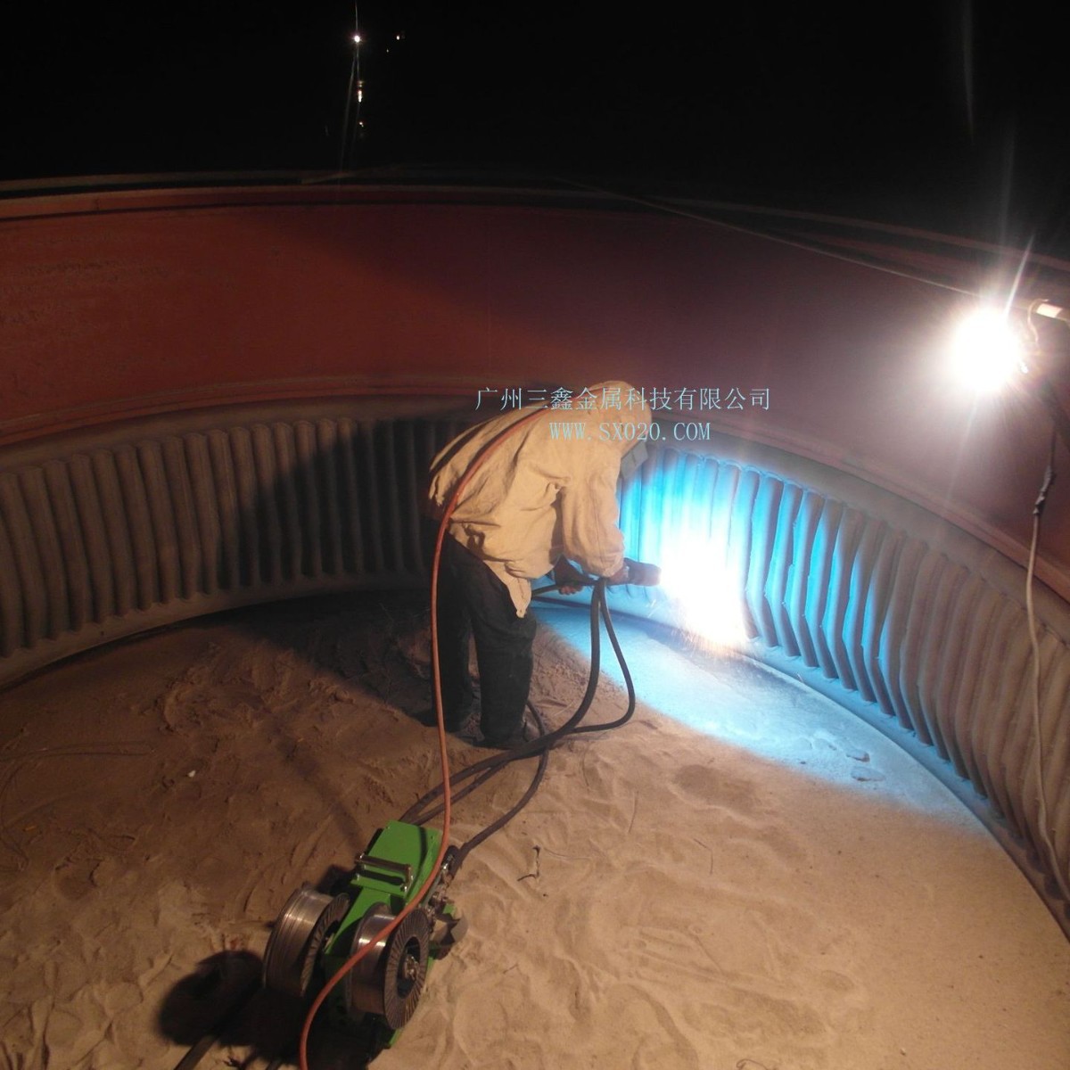 锅炉水冷壁喷砂除锈防磨防腐涂层