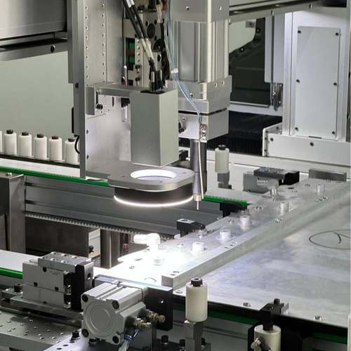 效拉铆母中心门槛梁螺龙门式源汽车飞零部件组装585头工厂