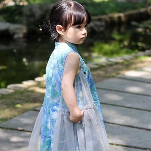 汉服女童旗袍洋气新中式小女孩连衣裙夏高级感民国风短袖无袖油画
