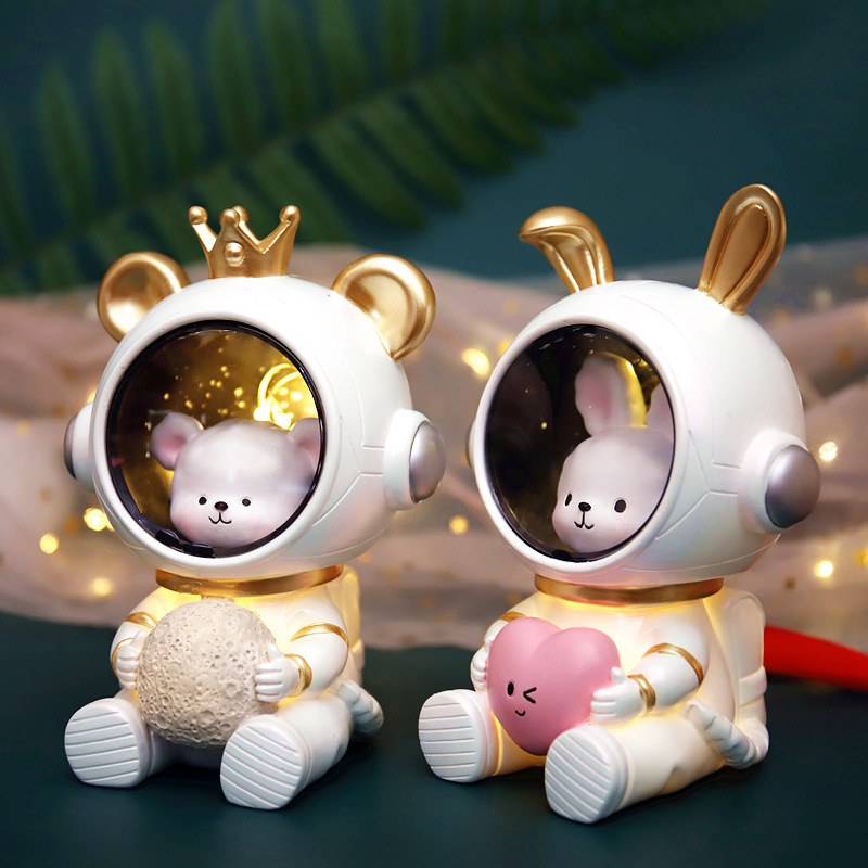 创意太空人宇航员摆件儿童小夜灯桌面装饰礼物太空兔萌宠满天星星
