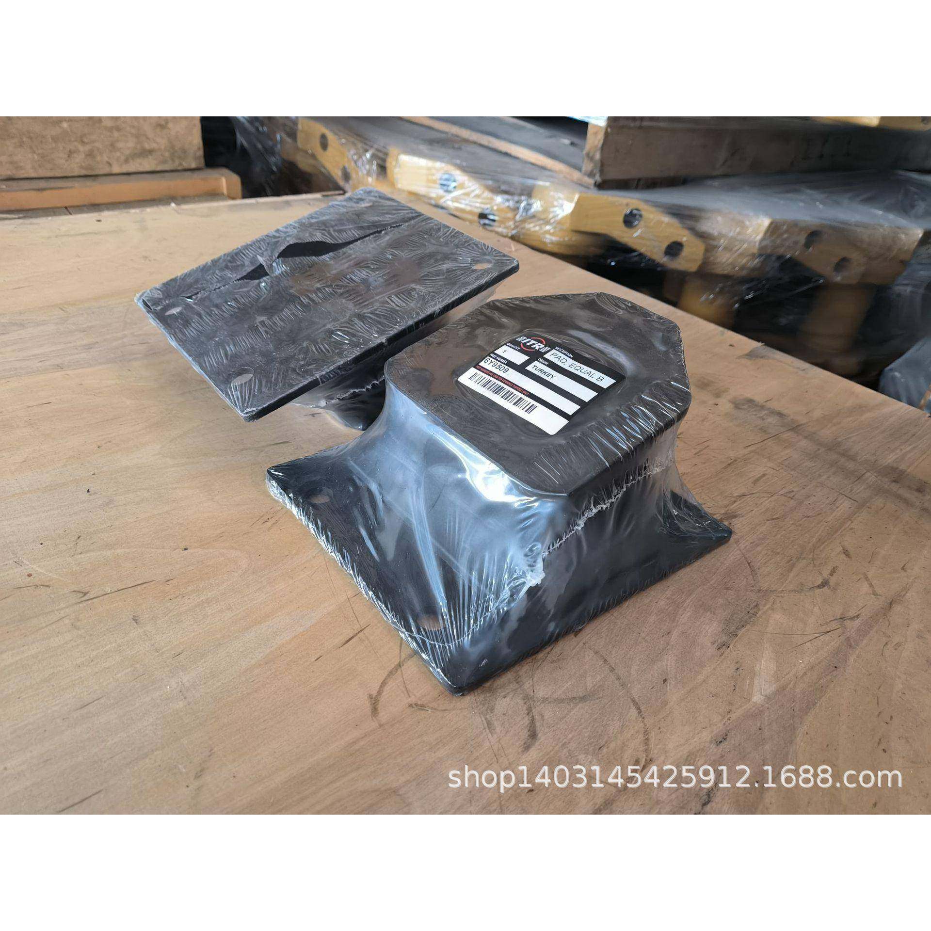 6Y509胶块-卡特彼梁勒D8N-D8-D8TR-DICD9T推土机平衡/9平衡杆减震