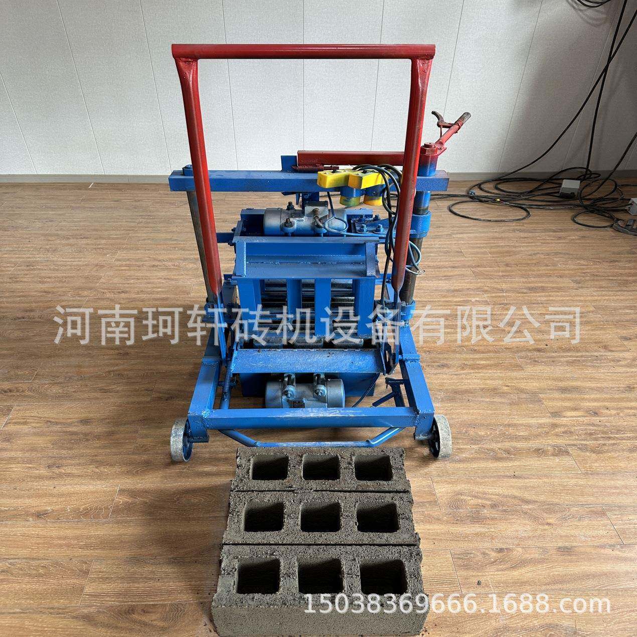 便携式三孔空心水泥制砖机混凝土砌块砖机免烧砖机一机多用