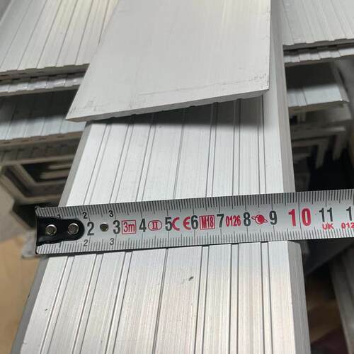 地962面变形缝沉盖板厂家供应伸降属缝装饰地坪金铝合金缩缝盖板
