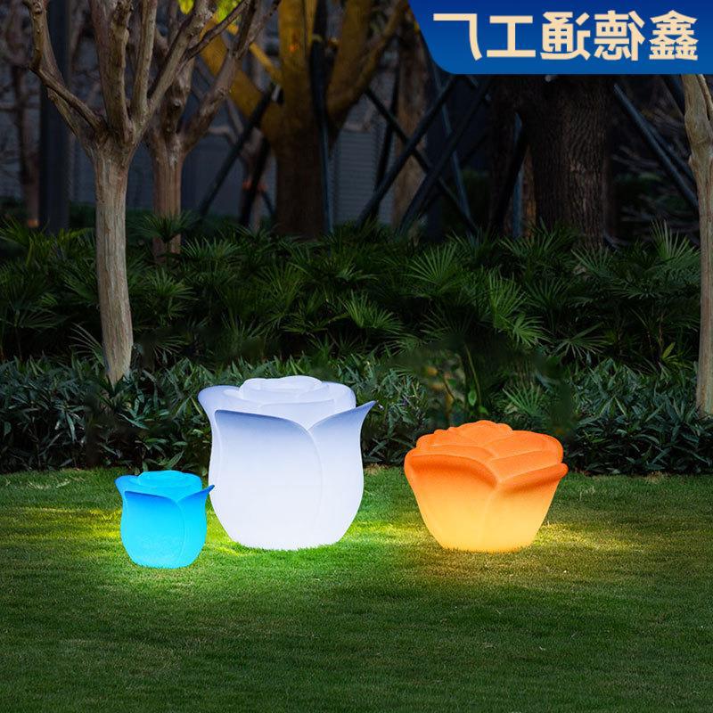 太阳能玫瑰草坪景观灯