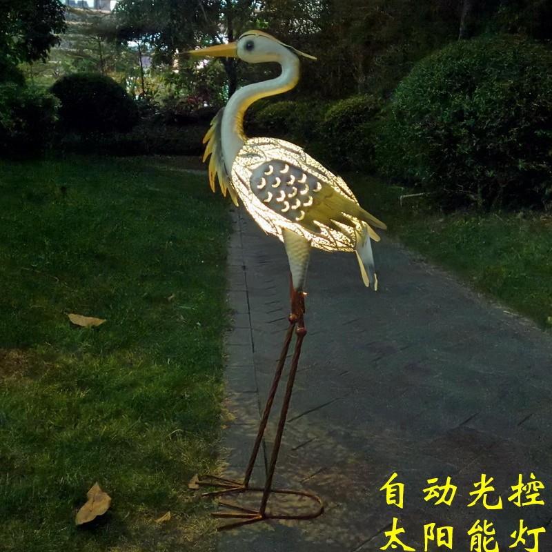 幼儿园装饰动物铁艺鸟仙鹤鹭摆件别墅小花园摆设庭院景观太阳能灯