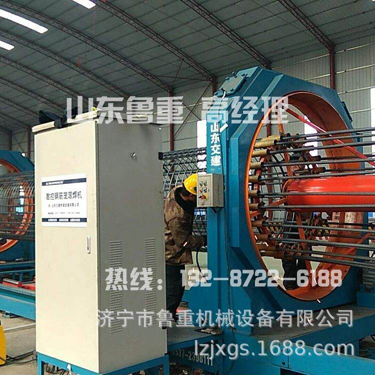 全自动滚滚焊机211515少9新款焊机数控滚笼机多钱