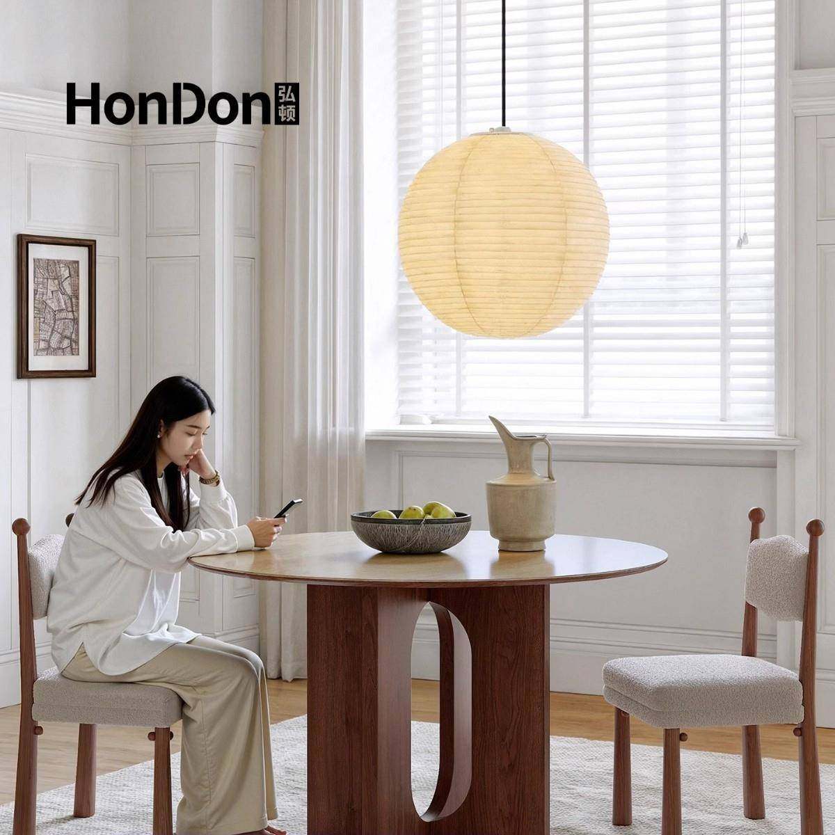 灵空餐桌法式复古圆形实木洞石岩板圆餐桌中古风圆桌桌椅家用