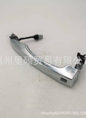 82661-D3710适用现代16-20Tucson右前智能钥匙门把手电感外拉手