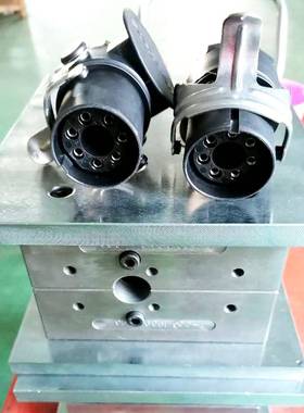 外壳塑料ODB转接头DC母座三插SR低压模汽车配件注塑模具加工制造