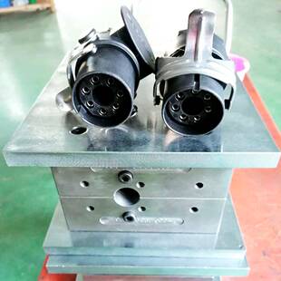 外壳塑料ODB转接头DC母座三插SR低压模汽车配件注塑模具加工制造