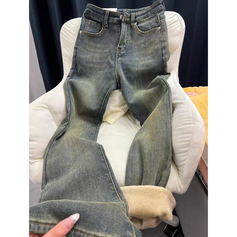 复古加绒加厚微喇叭牛仔裤子女秋冬季2024新款高腰显瘦窄版直筒裤