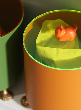 [空之喵喵]创意客厅桌面小垃圾桶家用带盖办公室桌上废纸篓收纳筒