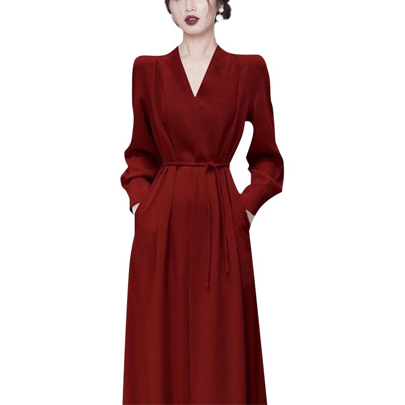轻奢高级感礼服连衣裙2024春季新款法式复古气质中长裙女红色长袖