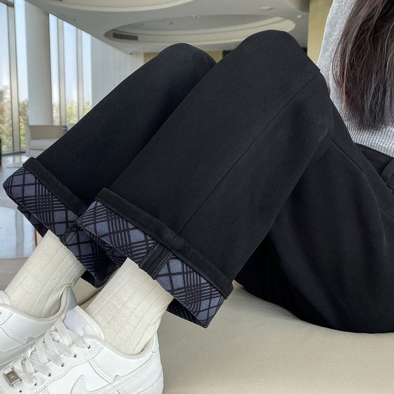 黑色加绒窄版阔腿牛仔裤女2025冬季新款高腰显瘦宽松梨型直筒裤子