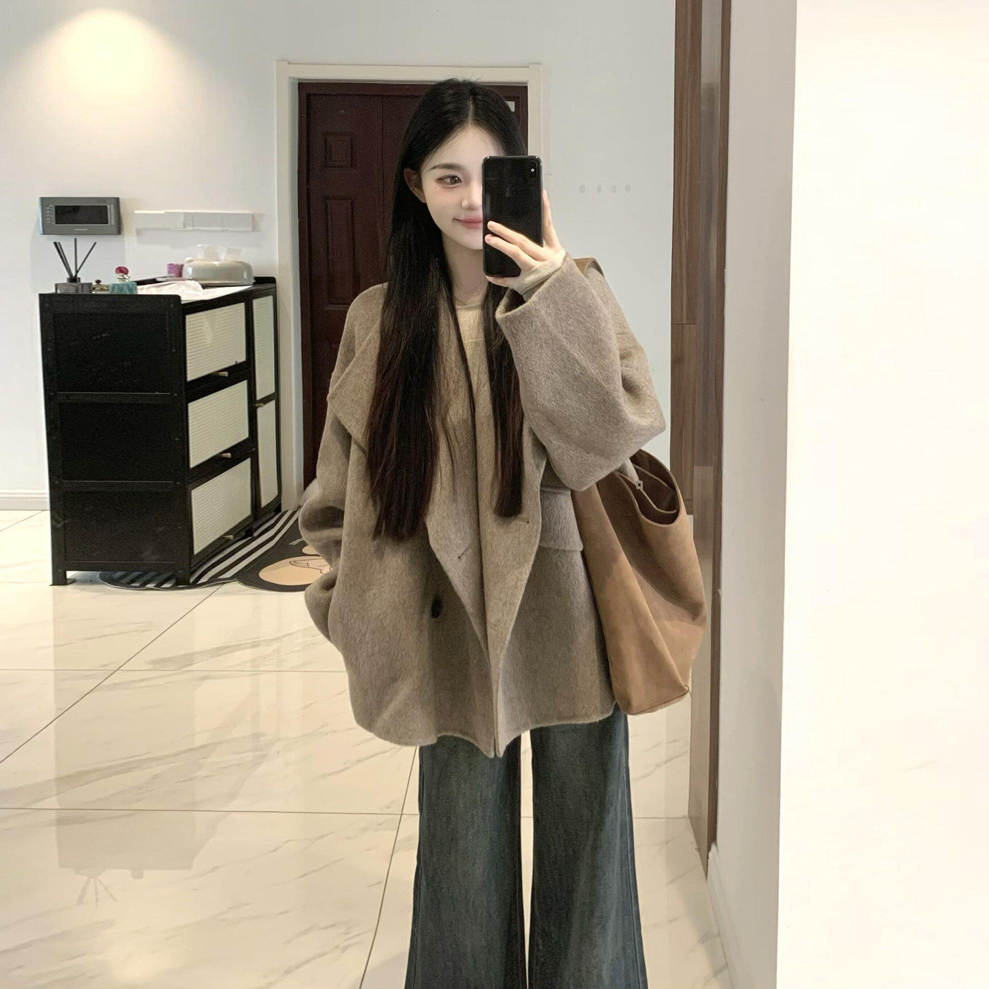 春秋大翻领呢子大衣女入