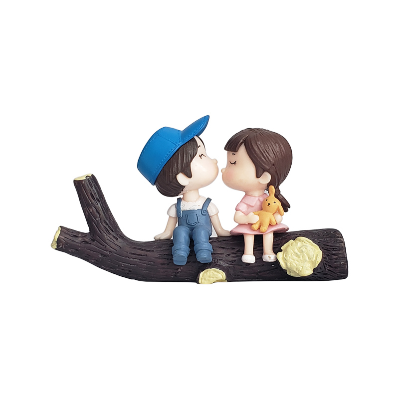 车内饰品摆件女创意个性汽车中控台装饰车载网红情侣小摆件车上