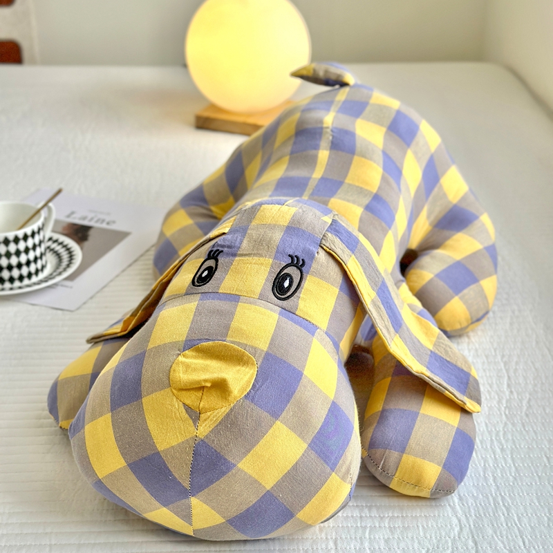 纯棉色织水洗棉午睡枕格子小萌狗趴趴狗儿童可爱抱枕非毛绒玩具