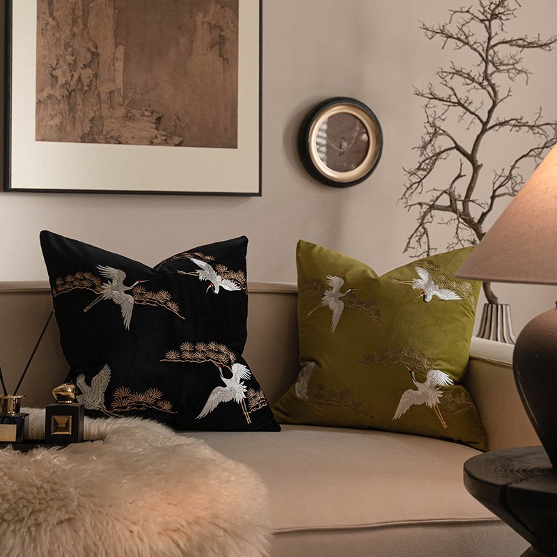 新中式绒布刺绣客厅沙发抱枕中古C风复古靠垫名宿样板间床头靠枕