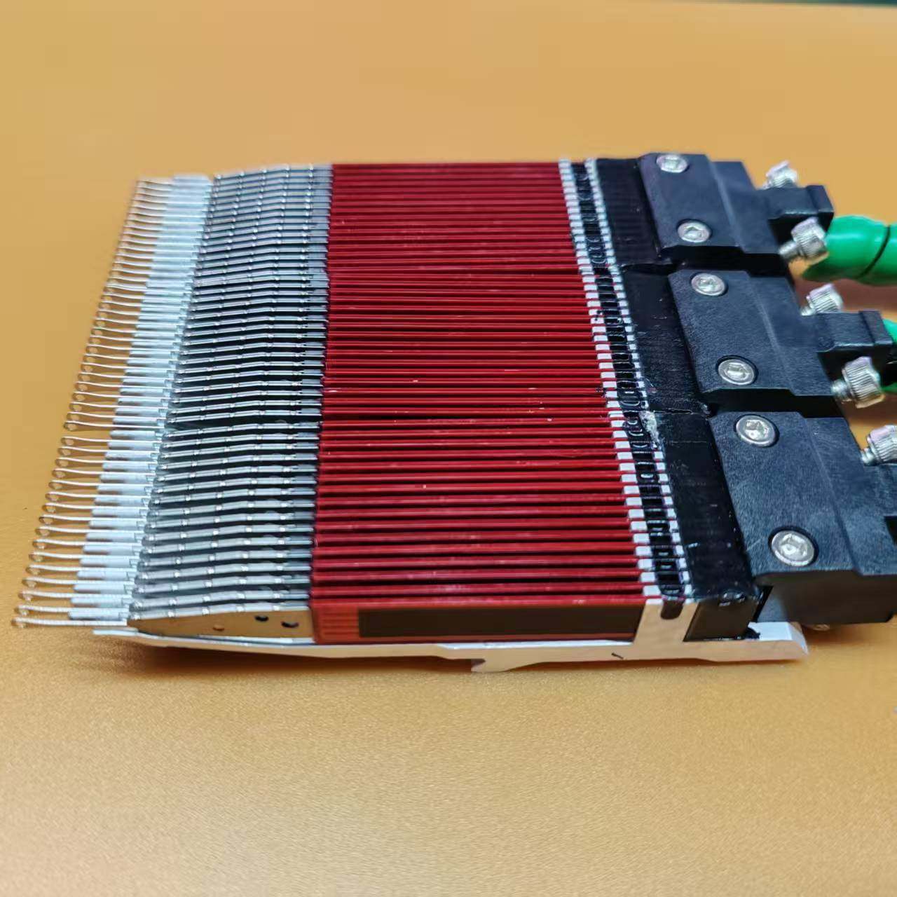 压电卡花边梳提花卡针双针床贾卡E28A-700经编机配件E28A织机贾全