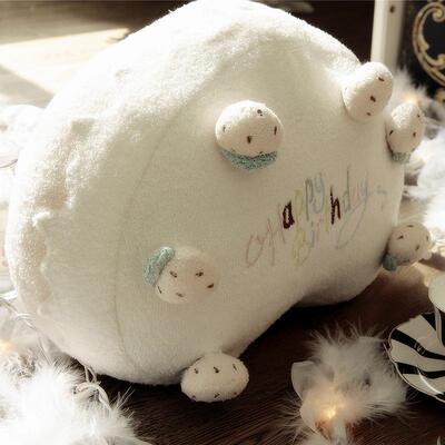 ha致ll枕uDCTci新品精羽毛纱蛋糕抱柔滑立体小草莓糕抱枕蛋靠垫