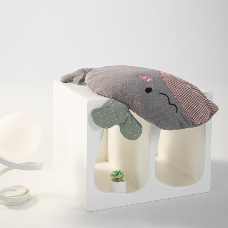 LPK025新小鲸鱼麦枕枕头枕芯灰款色30荞*58c2m