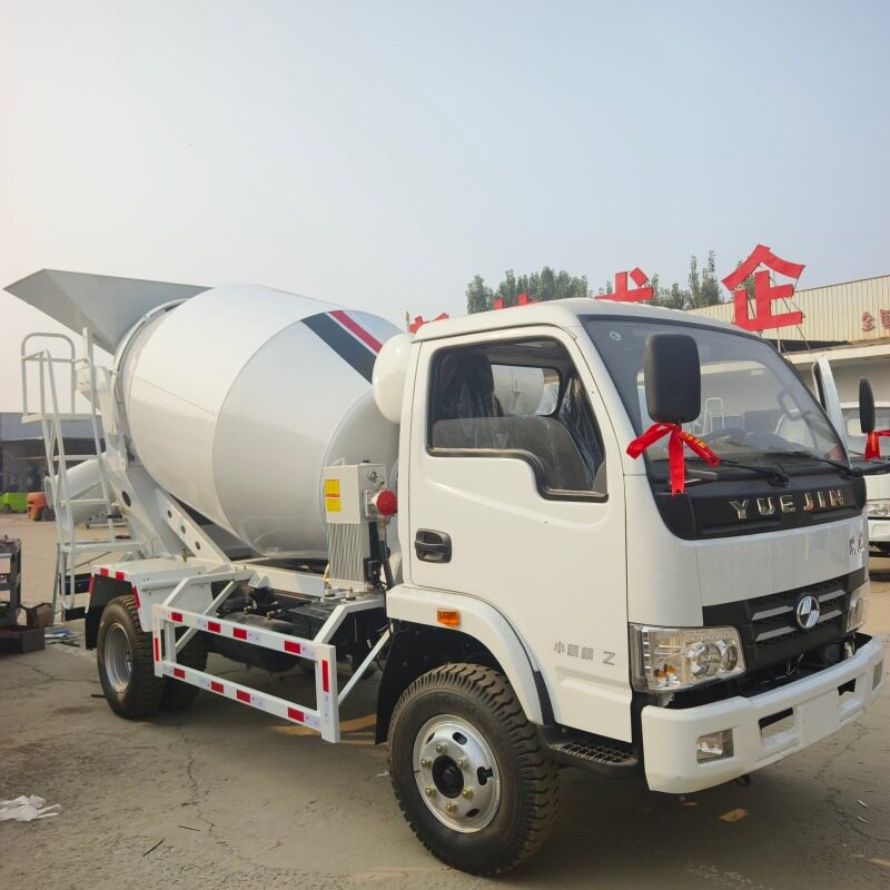 5方全自动小型混凝土搅拌车