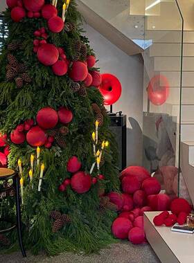 圣诞装饰布置店商用GOU网红拍照打布氛围感圣诞树花绒球创卡意摆