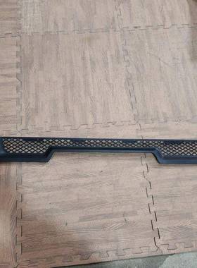 陕汽德龙新M300保0中险杠中网H3000131保险杠格栅网装饰配网件