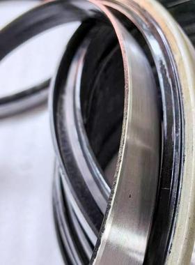 厂家生产尺大直径外铁0皮外骨大架油封670*720*25寸670*73*54725