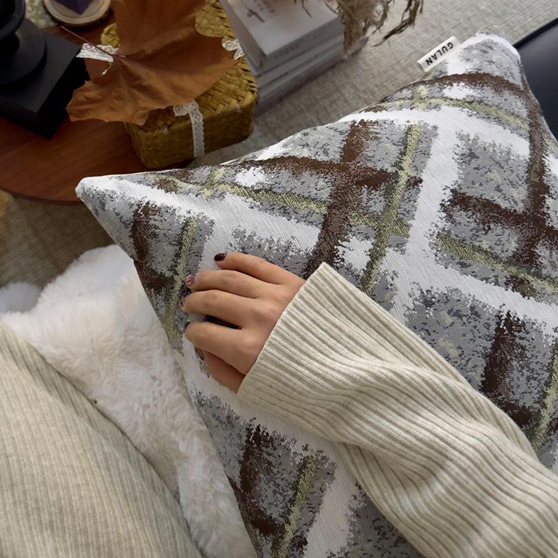 GULAN古兰靠样枕高级感客厅感Barun Ur沙发抱枕枫叶氛围板间设计