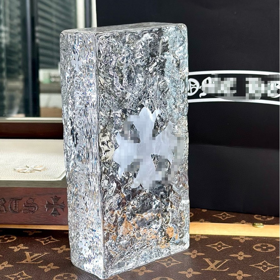 网红透光水晶砖卫生间隔断墙