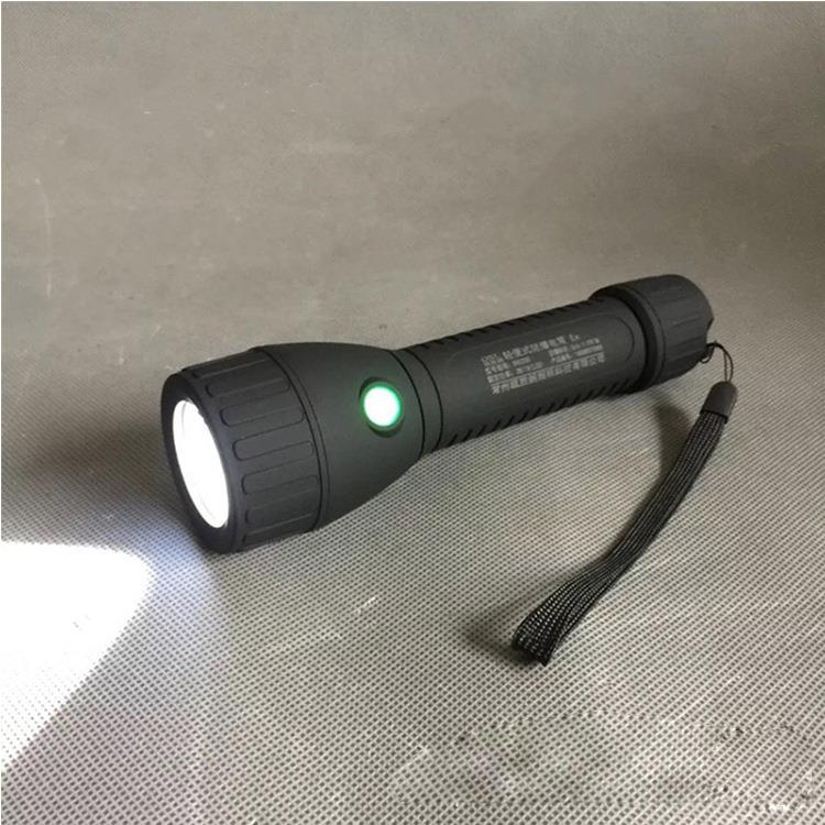 便轻LED多用途电筒3三光调节IHN照明灯5W00米射照明远灯