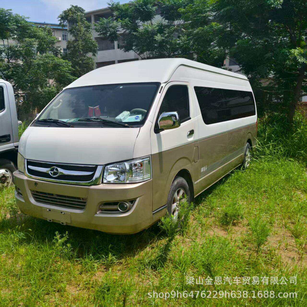 贸易丰田小型客运车海狮HIACE13座中巴客车商务通勤巴士车
