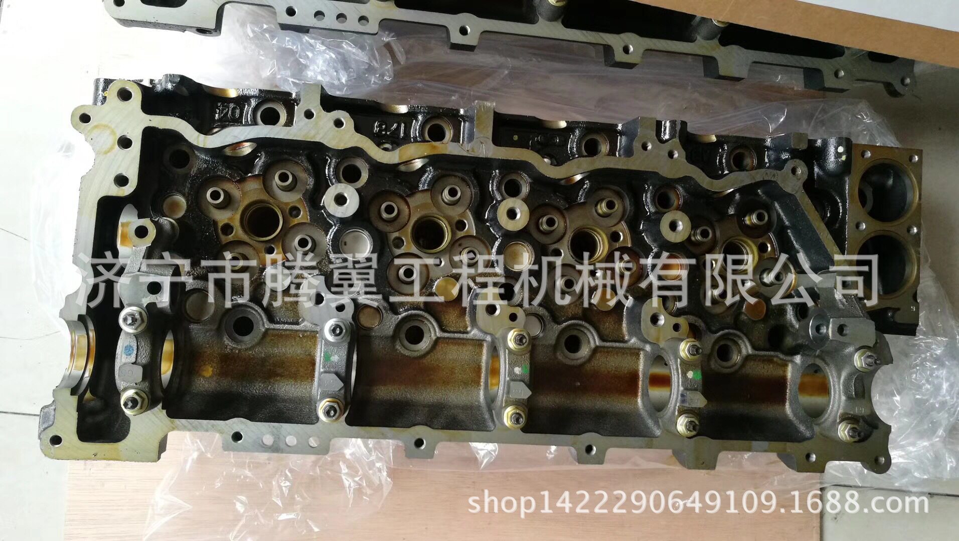 新款五十铃4HK1发动机缸盖总成8-98170619-0