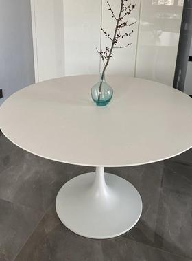 郁户金香德利丰26486纯形白岩板餐椅组合洽谈家用小型圆简桌约现