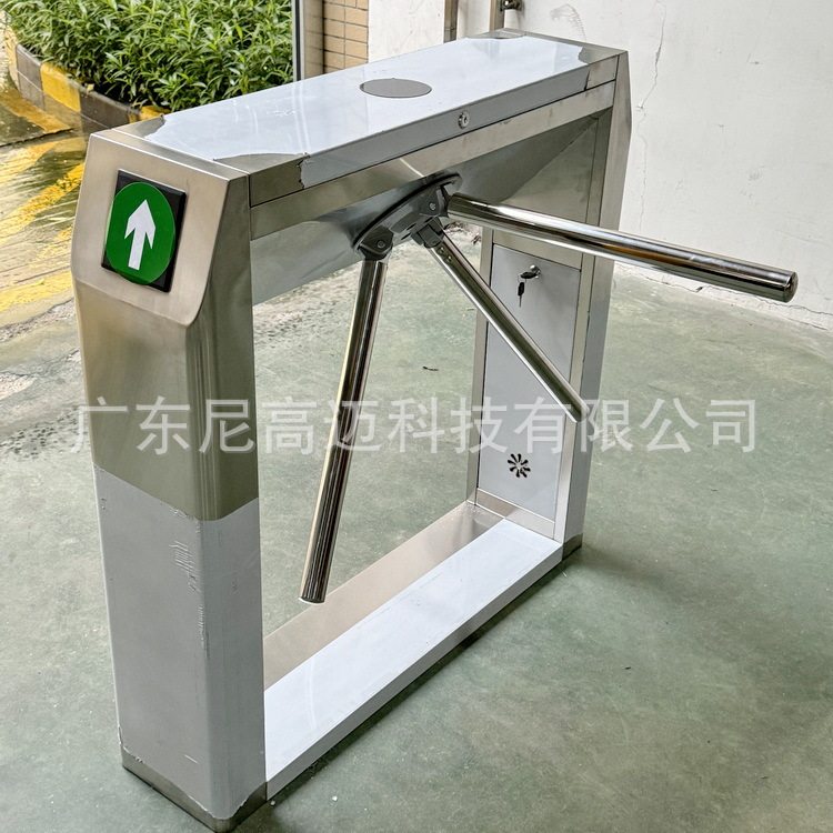 不锈钢手动三棍闸海边港口公共场所单向通行三滚旋转门禁人行通道