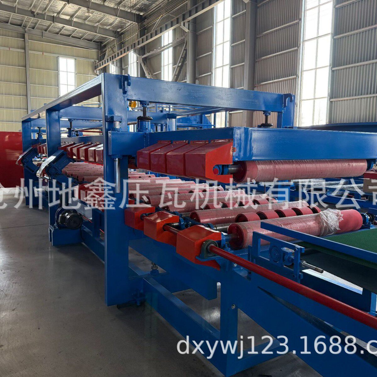 销售夹芯复合板设备S插口复合板机器沧州地鑫压瓦机