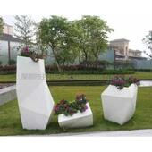 开州艺术雕塑出售玻璃钢花盆商场园林景观北欧异形花器组合美陈