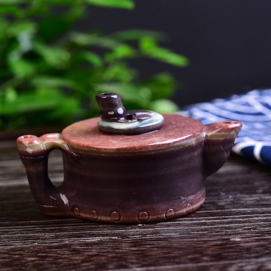 紫袍玉雕刻玉壶?紫袍玉茶具摆件