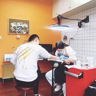 TATTOO无影灯美容灯纹绣灯刺青壁灯伸缩折叠灯照明吊臂纹身工作灯