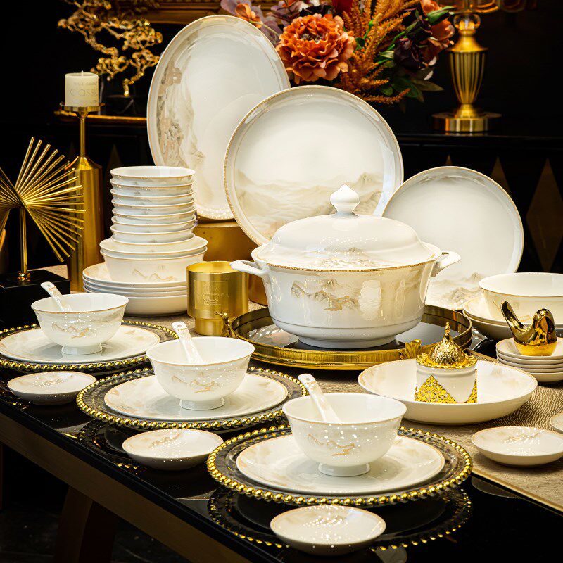 碗碟套装家用2025新款景德镇高档骨瓷餐具轻奢碗盘乔迁碗具碗筷勺