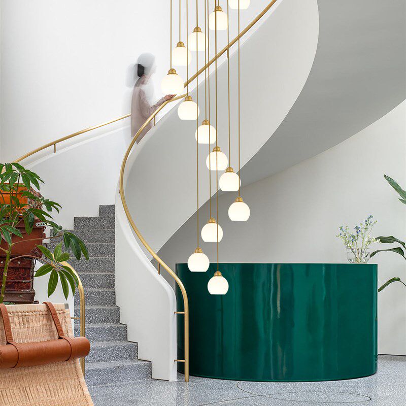 北欧楼梯间长吊灯简约公寓loft复式楼跃层金色轻奢创意旋转别墅灯