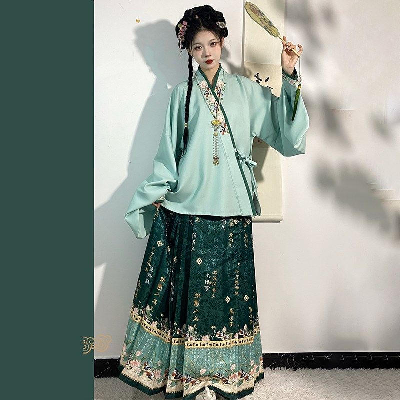 墨子研汉服女【水调歌头】明制对穿交领马面裙套装2023新款秋冬季,女装/女士精品,汉服半身裙,淘宝优惠券,粉丝福利购,淘宝优惠卷