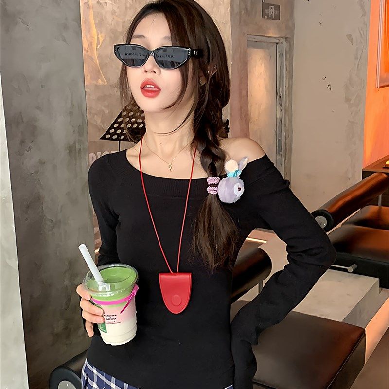 龙妹家斜肩长袖T恤女2025新款早秋季内搭针织打底衫修身红色上衣