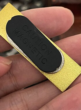 黄铜长方形为人民服务红色别针磁铁徽章胸针胸徽黄铜材质5*1.5cm