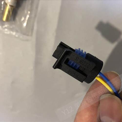 别克新君威君越2.4/2.0水温传感器 迈锐宝科帕奇GL8S原厂感应插头