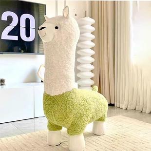 网红创意羊摆驼座椅凳子带滑轮动物坐凳件迁落地客厅乔新UMM居礼