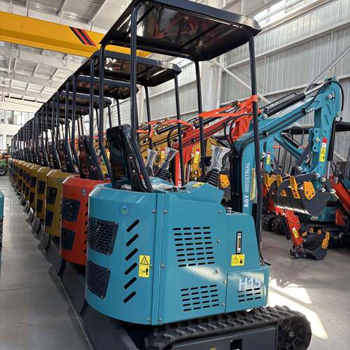 农用小型钩机18农用果园挖机40轮式挖掘机园林