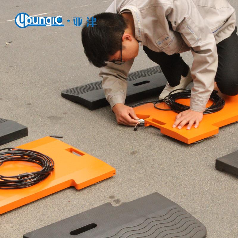 动态汽衡3津0T轴重秤有线无线称scs便携重仪60吨移动车车用亚携式